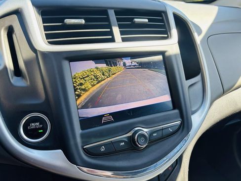 Used 2020 Chevrolet Sonic LT image 23