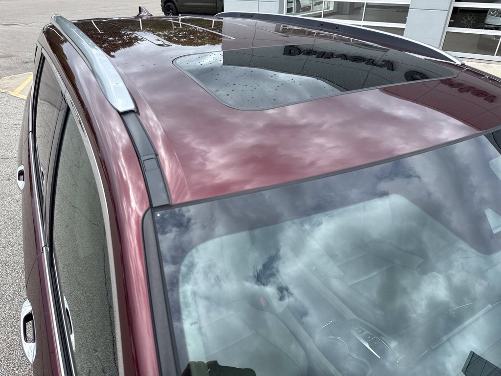 Used 2022 Honda Pilot Touring image 9