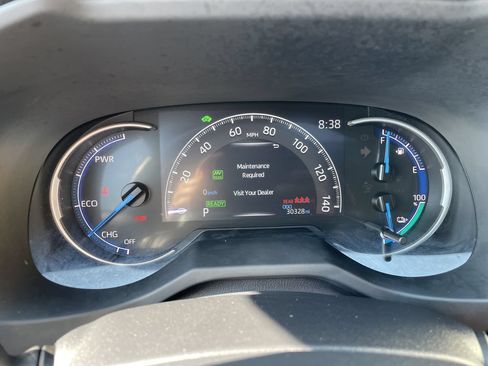 Used 2023 Toyota RAV4 SE w/ Weather & Moonroof Package AWD/4WD image 17