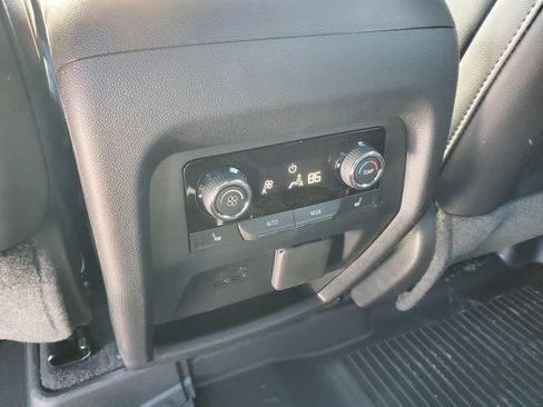 New 2026 Chevrolet Traverse High Country w/ LPO, Floor Liner Package image 28