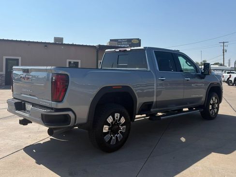 Used 2026 GMC Sierra 3500 Denali w/ Denali Reserve Package AWD/4WD image 5