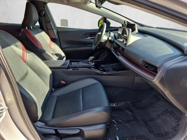 Used 2024 Toyota Prius Prime Premium FWD image 20