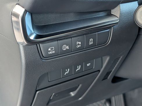 New 2026 MAZDA MAZDA3 Hatchback w/Premium Plus Pkg image 18