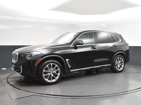 Used 2026 BMW X5 sDrive40i RWD image 3