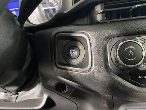 Used 2025 Jeep Wrangler Unlimited Sport S 4xe AWD/4WD image 26