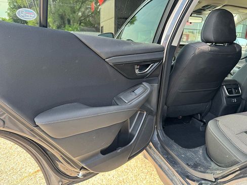 Used 2023 Subaru Outback Premium AWD/4WD image 8
