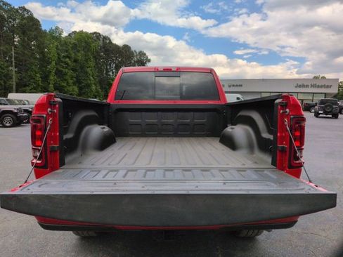 New 2026 RAM 2500 Tradesman AWD/4WD image 30