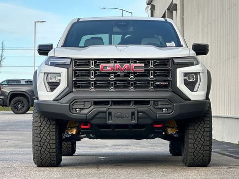 New 2026 GMC Canyon AT4X w/ AT4X AEV Edition image 3