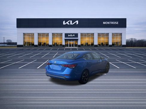 Used 2024 Nissan Sentra SV FWD image 6
