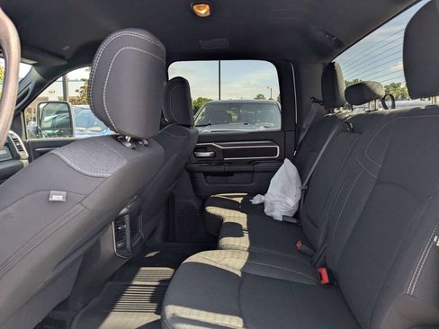 New 2026 RAM 2500 Big Horn AWD/4WD image 13