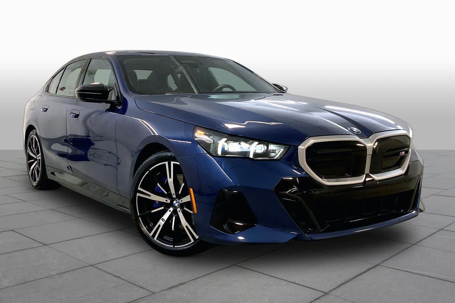 Used 2026 BMW i5 M60 AWD/4WD image 2