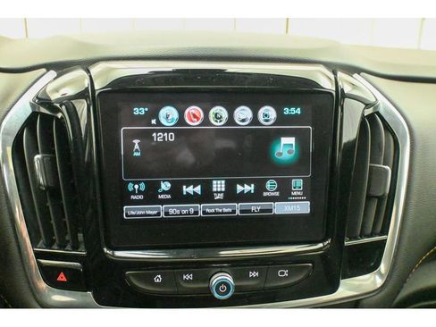 Used 2019 Chevrolet Traverse RS image 31