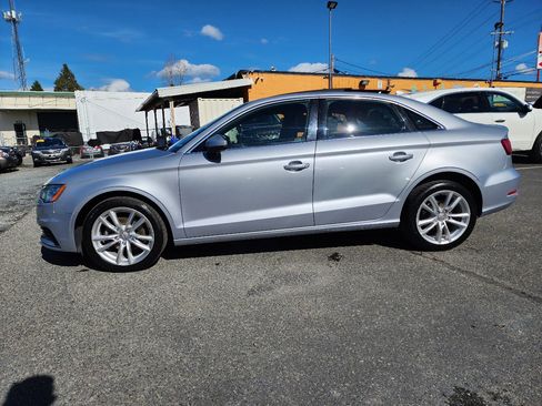 Used 2015 Audi A3 TDI Premium w/ Cold Weather Package image 12