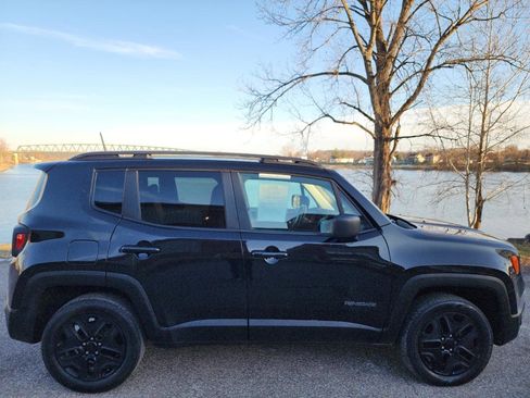 Used 2019 Jeep Renegade Sport AWD/4WD image 6