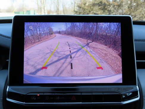 Certified 2023 Jeep Compass Limited image 5