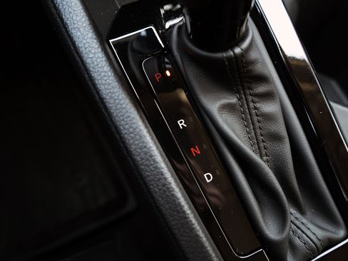 Used 2025 Honda Accord EX-L image 29