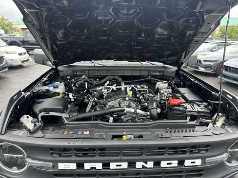 Used 2025 Ford Bronco 4-Door AWD/4WD image 34