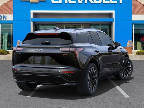 New 2025 Chevrolet Blazer EV RS image 4