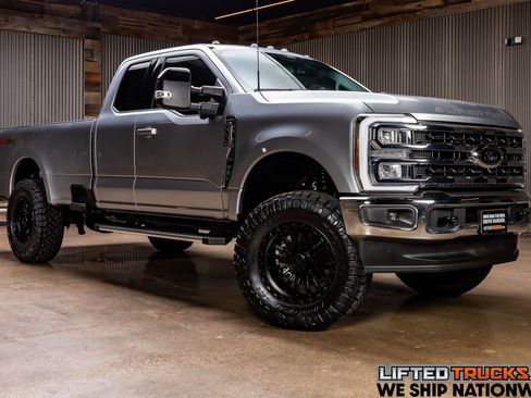 Used 2024 Ford F350 Lariat w/ FX4 Off-Road Package image 1