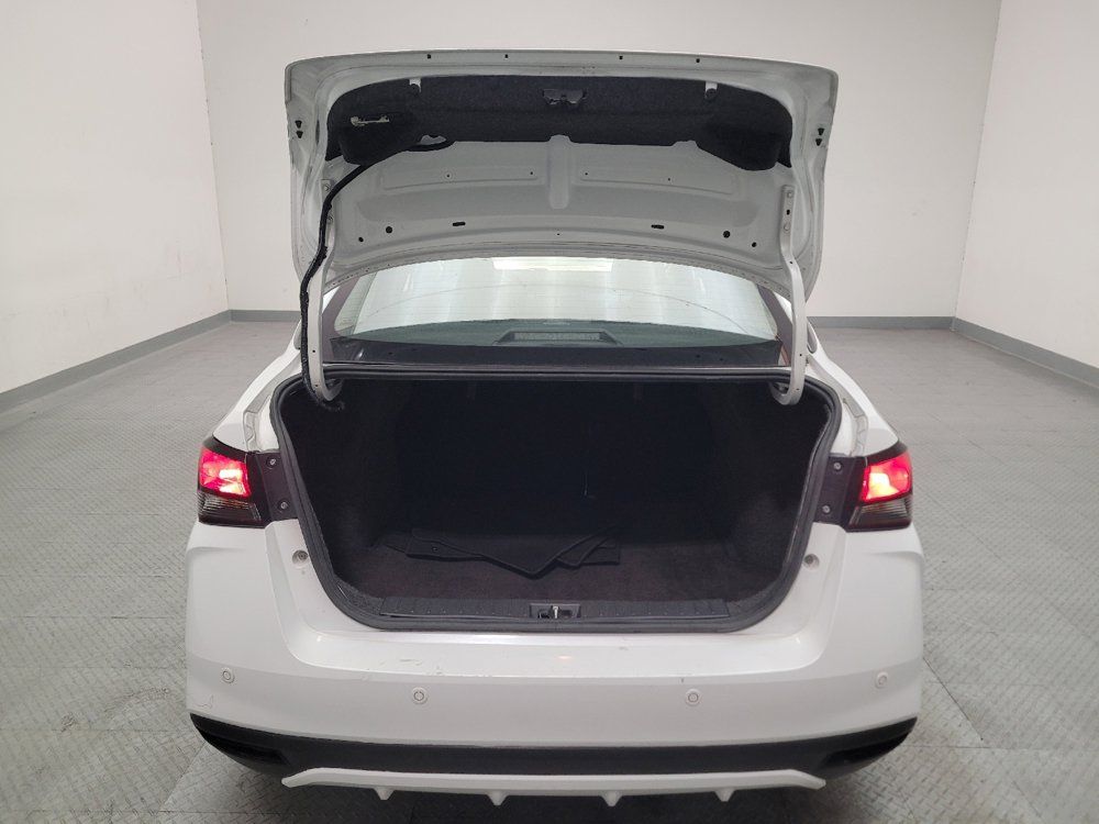 Used 2024 Nissan Versa SV w/ Trunk Package FWD image 29