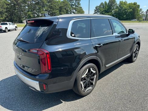 Used 2024 Kia Telluride S w/ S Sunroof Package FWD image 9