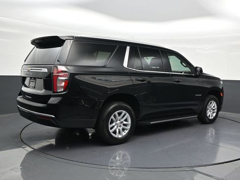 Used 2024 Chevrolet Tahoe LS RWD image 5