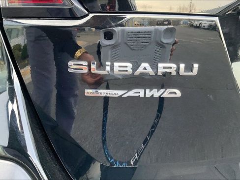 Certified 2025 Subaru Outback Limited AWD/4WD image 35