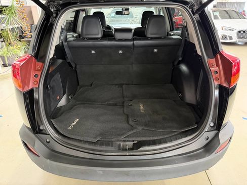 Used 2014 Toyota RAV4 Limited w/ Technology Package AWD/4WD image 9