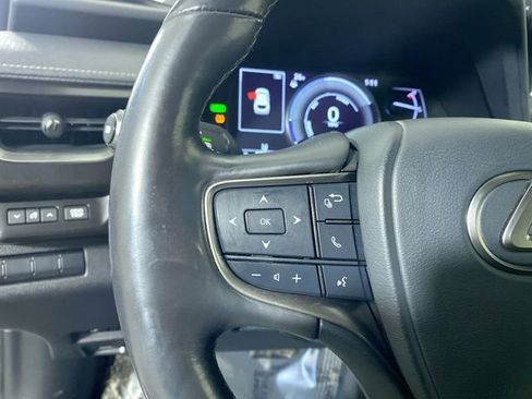 Used 2019 Lexus UX 250h image 12