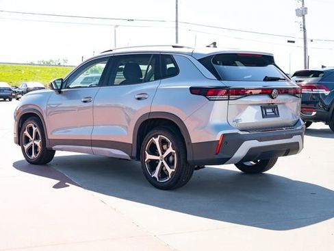 New 2026 Volkswagen Tiguan SE FWD image 4