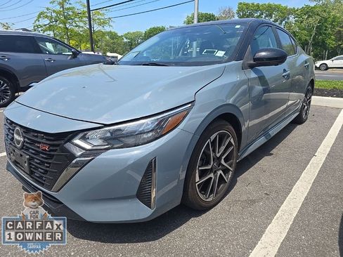 Used 2024 Nissan Sentra SR w/ SR Premium Package FWD image 5