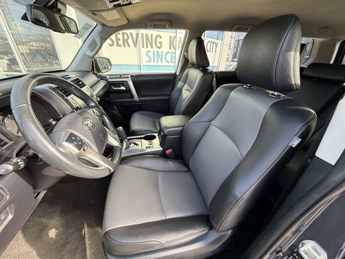 Used 2024 Toyota 4Runner SR5 Premium image 7