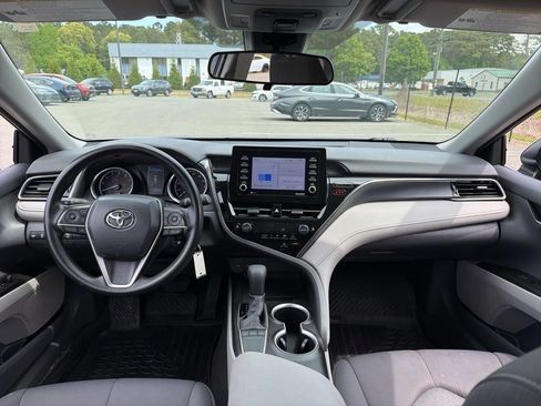 Used 2024 Toyota Camry LE FWD image 19