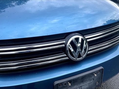 Used 2017 Volkswagen Tiguan Wolfsburg Edition FWD image 32