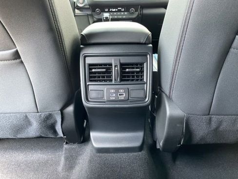 Used 2026 Subaru Outback Premium AWD/4WD image 26