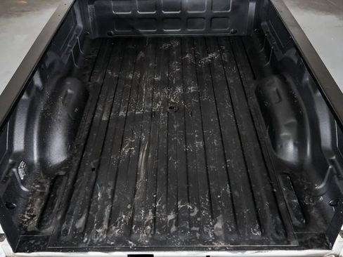 Used 2011 RAM 2500 ST w/ Cold Weather Group AWD/4WD image 39