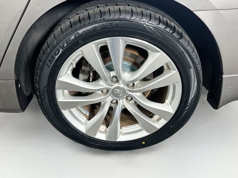 Used 2010 INFINITI M35 x w/ Technology Pkg AWD/4WD image 11