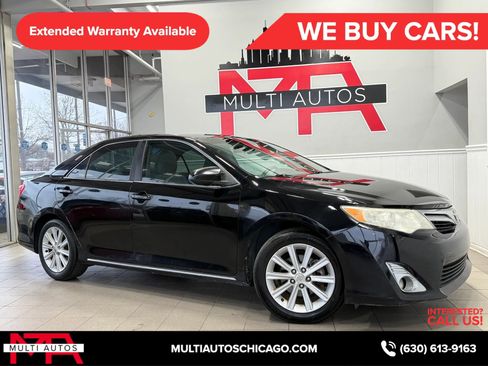 Used 2012 Toyota Camry XLE FWD image 2