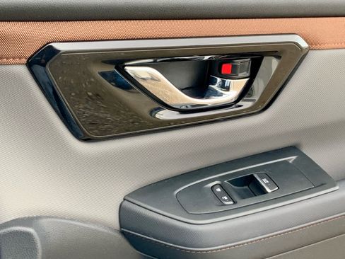 Used 2025 Subaru Forester Sport image 49