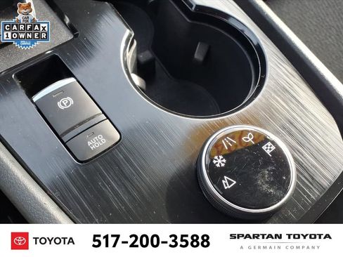 Used 2024 Nissan Rogue SV image 25