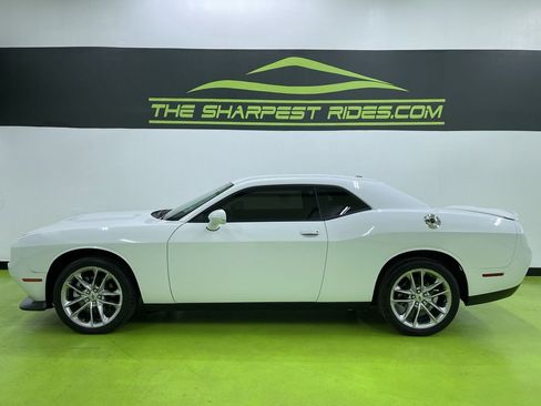 Used 2022 Dodge Challenger GT image 6