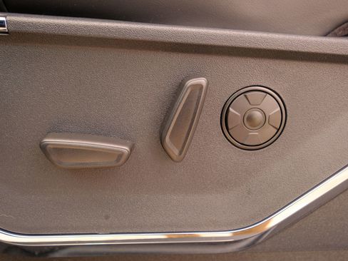 New 2026 Ford F250 Platinum image 36