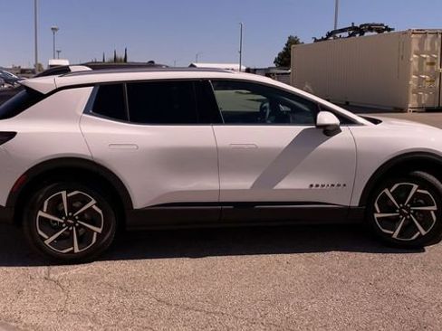 New 2026 Chevrolet Equinox EV LT FWD image 9