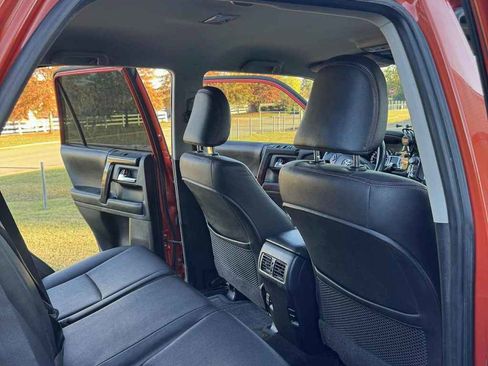 Used 2015 Toyota 4Runner TRD Pro image 9