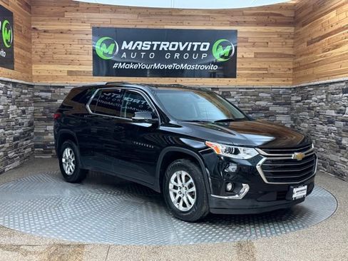 Used 2018 Chevrolet Traverse LT AWD/4WD image 2