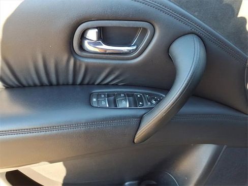 Certified 2021 Nissan Armada SV w/ SV Appearance Package image 3