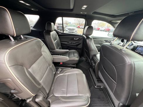 Used 2023 Chevrolet Traverse Premier AWD/4WD image 27
