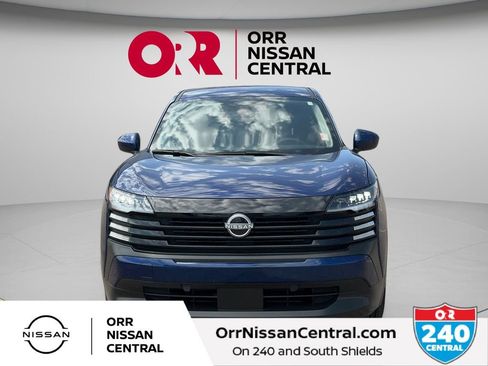 Used 2025 Nissan Kicks SV w/ Illumination Package AWD/4WD image 2