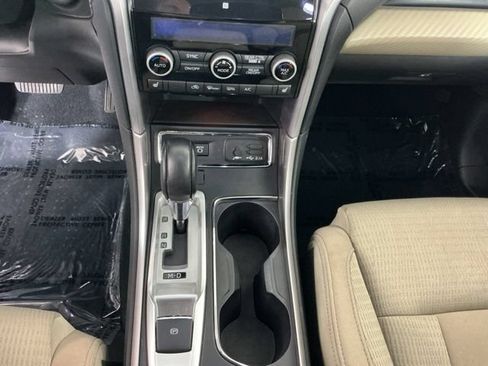 Used 2019 Subaru Ascent Premium AWD/4WD image 19