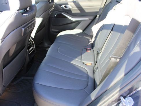 Used 2020 BMW X5 xDrive40i w/ Premium Package image 16